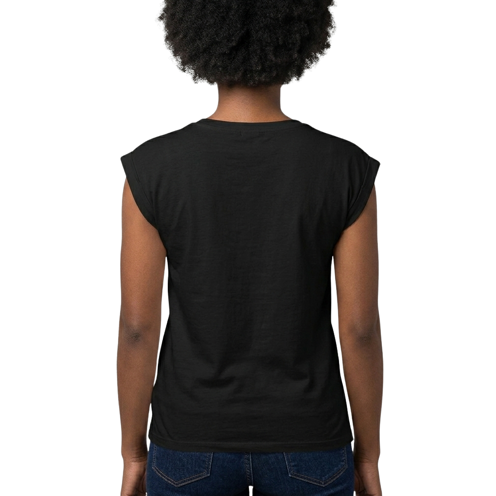 Woman wearing a S black shirt